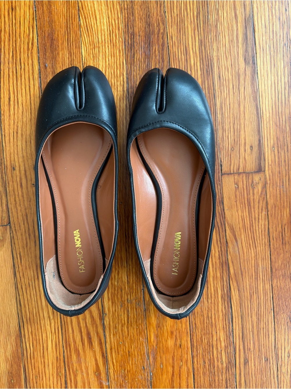 Fashion Nova Black Split-Toe Tabi Ballet Flats